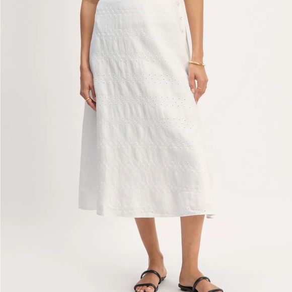 Everlane White Eyelet Linen Maxi Skirt - Picture 2 of 11